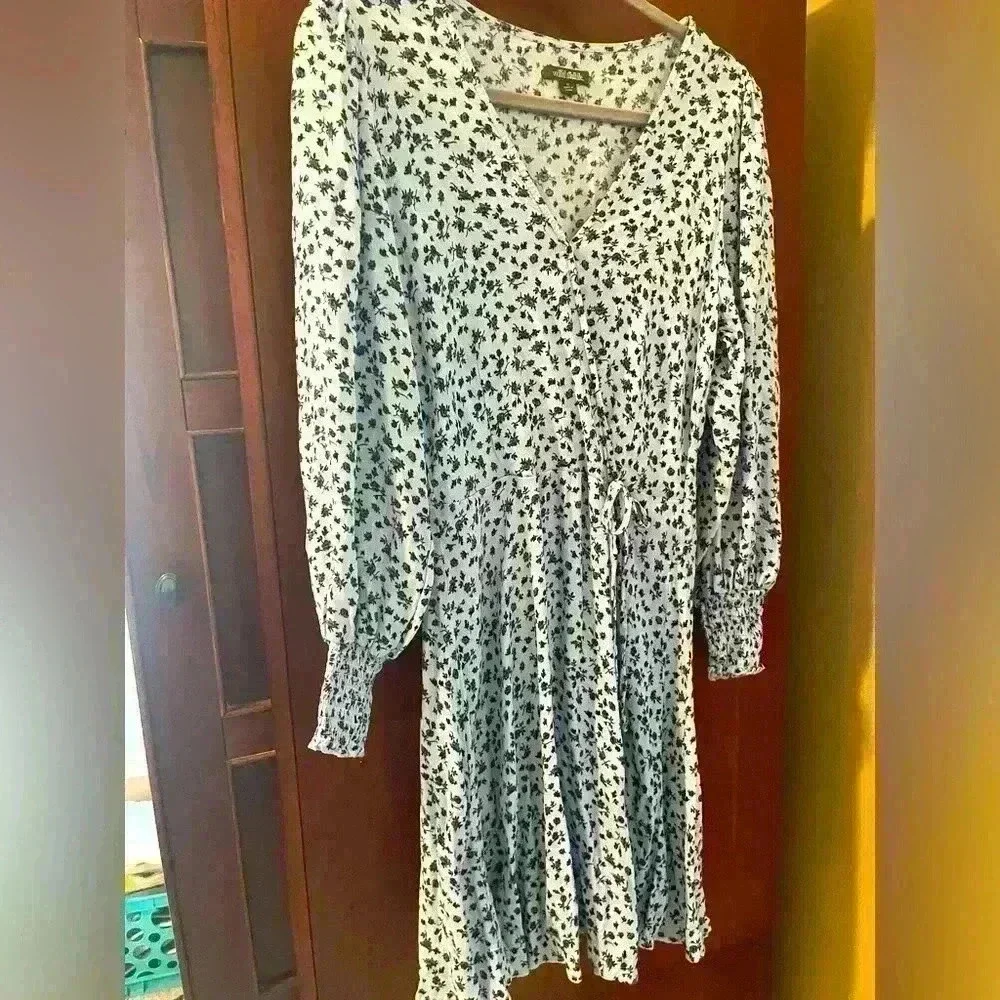 Wild Fable White Flower Pattern Dress - Picture 1 of 8